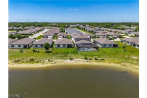 16056 Enclaves Cove Dr, North Fort Myers