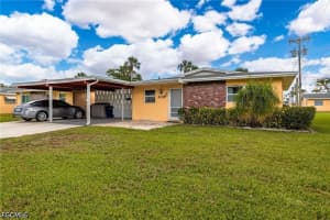 2206 6th Street, Lehigh Acres, FL 33936 - MLS#2026018913