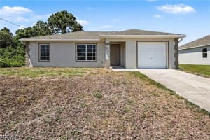 2616 14th Street, Lehigh Acres, FL 33976 - MLS#2026018922
