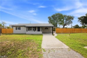 1640 Daniels Drive, North Fort Myers, FL 33917 - MLS#2026018931