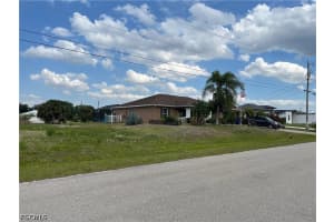 457 Petite Avenue, Lehigh Acres, FL 33974 - MLS#2026018962