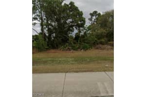 202 Gunnery Road, Lehigh Acres, FL 33971 Sold 05/11/26