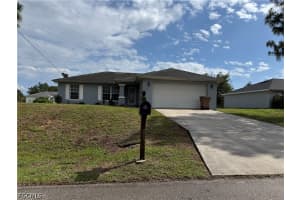 3705 9th Street, Lehigh Acres, FL 33976 - MLS#2026019105