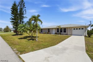 2111 Ne 25th St, Cape Coral 2111 Ne 25th St, Cape Coral