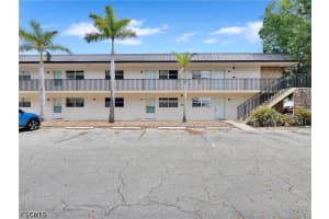 1560 Colonial Blvd 235, Fort Myers