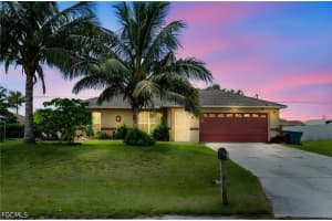 1728 Ne 22nd Ter, Cape Coral