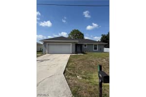 2916 7th Street, Lehigh Acres, FL 33976 - MLS#2026019161