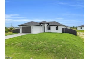 913 Mildred Avenue, Lehigh Acres, FL 33974 - MLS#2026019174