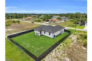 913 Mildred Avenue, Lehigh Acres, FL 33974 - MLS#2026019174