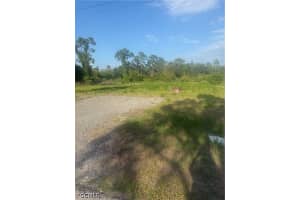 322 Wellington Avenue, Lehigh Acres, FL 33936 - MLS#2026019253