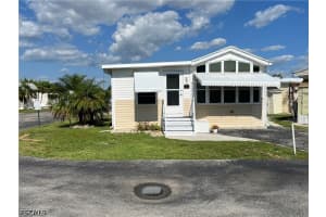 1 Zircon Dr 1z, Naples