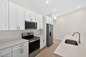 2537 11th Court, Cape Coral, FL 33914 - MLS#2026019353