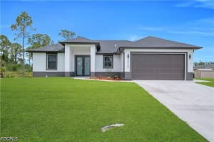 2806 18th St W, Lehigh Acres