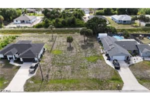 6045 Tabor Avenue, Fort Myers, FL 33905 - MLS#2026019356