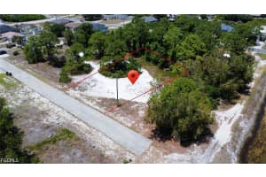 3502 24th Street, Lehigh Acres, FL 33976 - MLS#2026019366