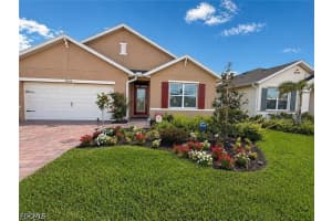 20364 Camino Torcido Loop, North Fort Myers