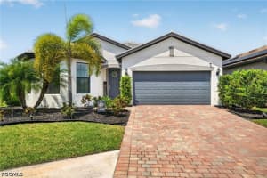 3721 E Hampton Cir, Alva