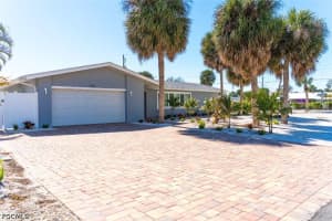 310 Madison Court, Fort Myers Beach, FL 33931 - MLS#2026019536