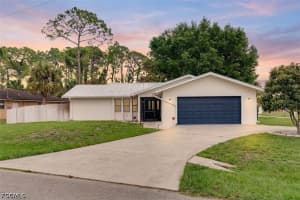 300 Edward Ave, Lehigh Acres