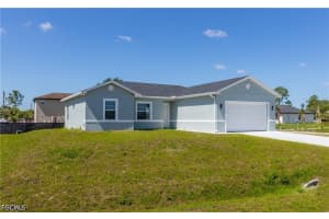 423 Yolanda Street, Lehigh Acres, FL 33972 - MLS#2026019655
