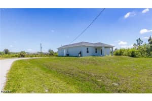423 Yolanda Street, Lehigh Acres, FL 33972 - MLS#2026019655