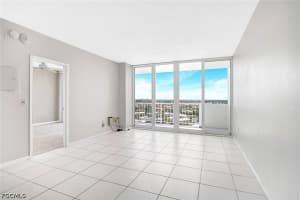 140 Seaview Ct Seaview Court, Marco Island, FL 34145 - MLS#2026019657