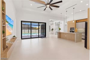 2739 Sw 42nd Ln, Cape Coral