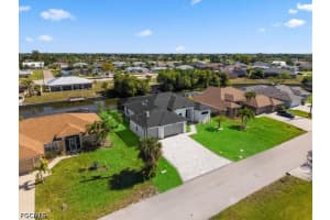 203 11th Terrace, Cape Coral, FL 33990 - MLS#2026019740