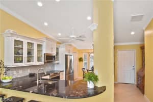 10381 McArthur Palm Lane, Fort Myers, FL 33966 - MLS#2026019799