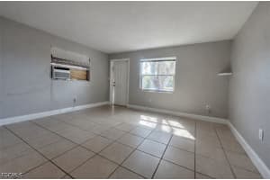 919 Freemont Street, Fort Myers, FL 33916 - MLS#2026019868