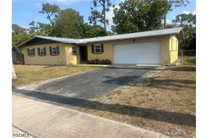 5 Broadway Circle, Fort Myers, FL 33901 - MLS#2026019922