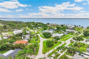 1358 Hopedale Drive, Fort Myers, FL 33919 - MLS#2026019945