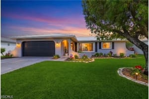 4329 Sw 1st Pl, Cape Coral