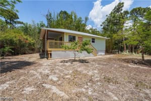 7322 Hibiscus Ave, Bokeelia