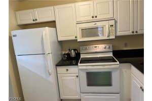 9261 Central Park Drive, Fort Myers, FL 33919 - MLS#2026019985