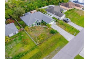 418 Windermere Drive, Lehigh Acres, FL 33972 - MLS#2026020093