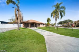 15 Willow St, Lehigh Acres
