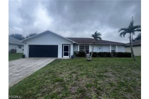 1306 Sw 11th St, Cape Coral