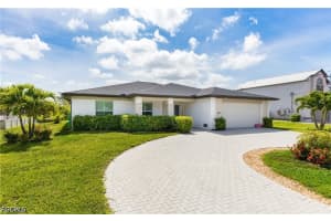 2207 Surfside Boulevard, Cape Coral, FL 33991 - MLS#2026020314