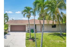 2518 Se 19th Ave, Cape Coral