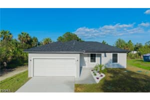 1476 Rugby Ln, Labelle