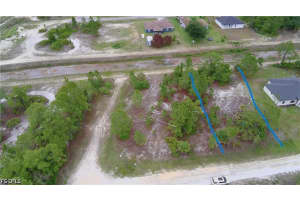 2812 Helen Place, Lehigh Acres, FL 33971 - MLS#2026020399
