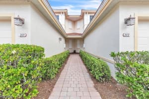 3000 Meandering Way, Fort Myers, FL 33905 - MLS#2026020434