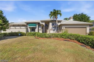20 Timberland Cir N, Fort Myers