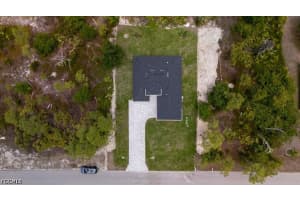 719 Almelia St E, Lehigh Acres, FL 33974 - MLS#2026020445