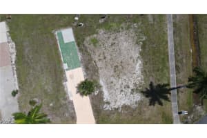 105 Oak Lane, Fort Myers, FL 33908 - MLS#2026020478