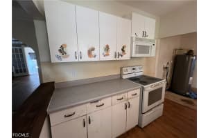 3835 Lake Street, Fort Myers, FL 33901 - MLS#2026020503