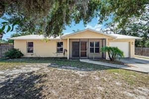 575 Sabal Palm Ct, Labelle