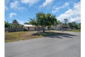 575 Sabal Palm Court, Labelle, FL 33935 - MLS#2026020611