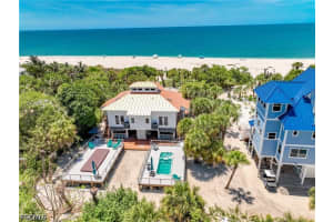 541 Gulf Lane, Upper Captiva, FL 33924 - MLS#2026020806